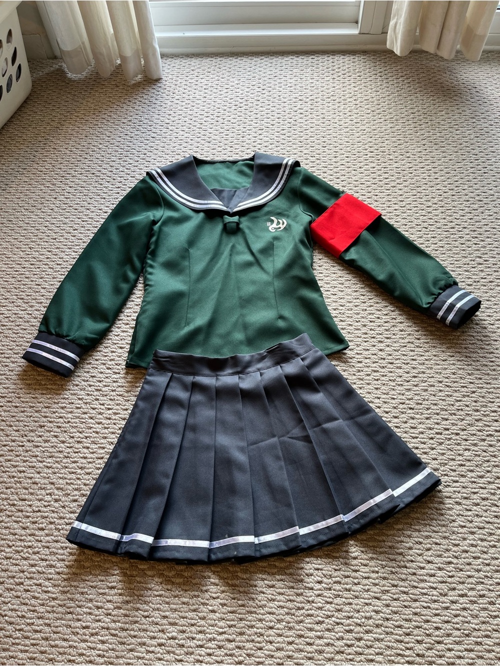 Green and Gray Sailor-Style Teen Costume with Red Armband